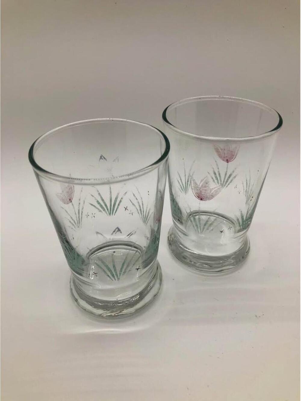 Pair of vintage small tulip etched Glasses, fading due to age